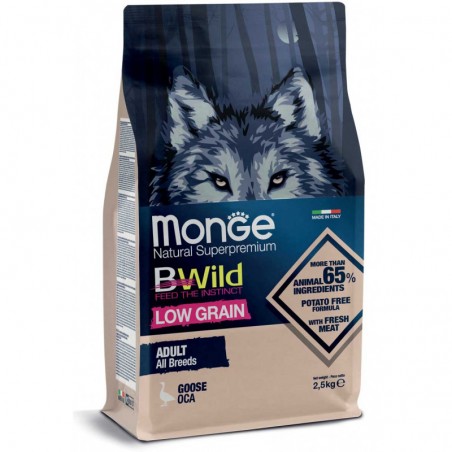 Monge BWild Low Grain All Breeds Adult Goose sausas maistas šunims su žąsiena